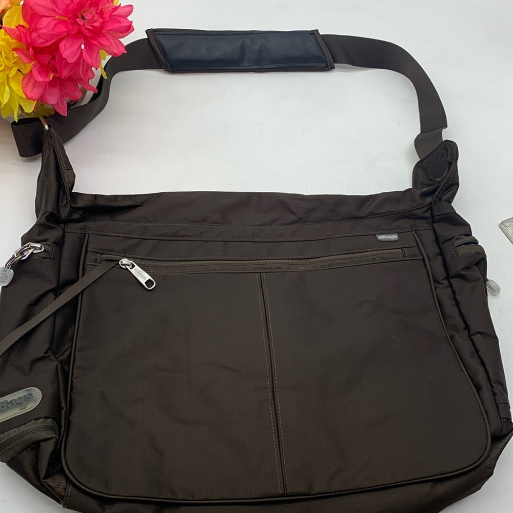 eBags Kalya Day Bag Messenger Crossbody Pack Red Commute Travel Office TOT7329G